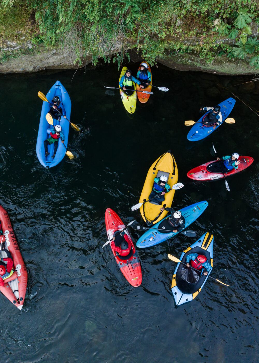 Guardianes del río: niños y niñas kayakistas del Biobío recaudan fondos para llegar al Festival del Río en Hornopirén