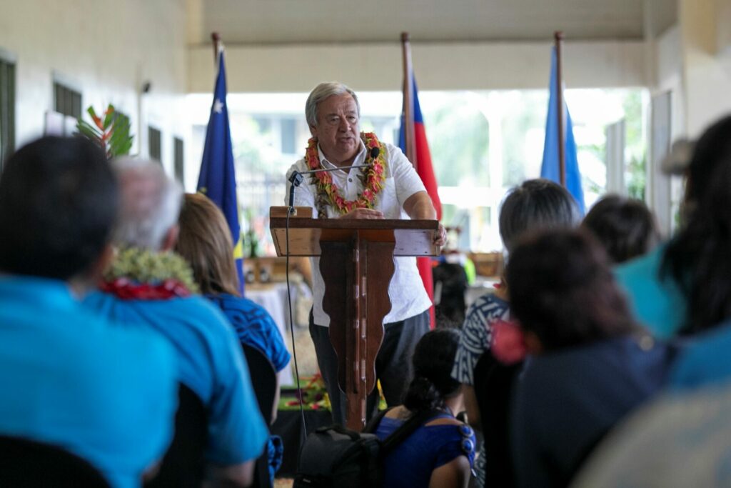 Secretario de la ONU en su visita a Samoa. Créditos ONU