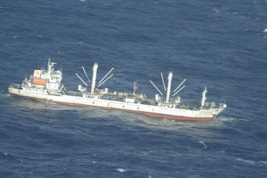 Embarcación Fiscalización Rapa Nui. Foto: Cortesía Sebastián Yankovic Pakarati