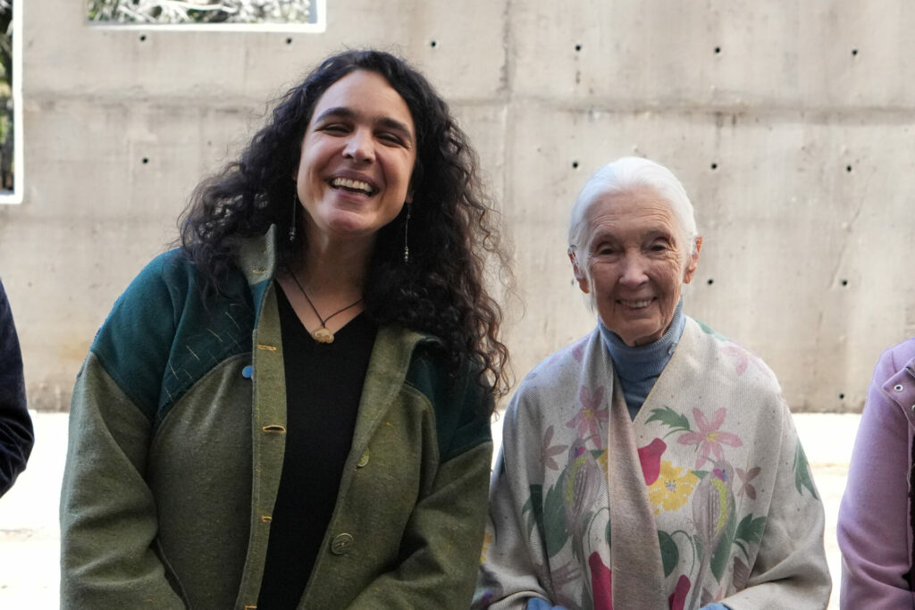 Giuliana Furci y Jane Goodall. Créditos: Roberto López / Museo Interactivo Mirador.