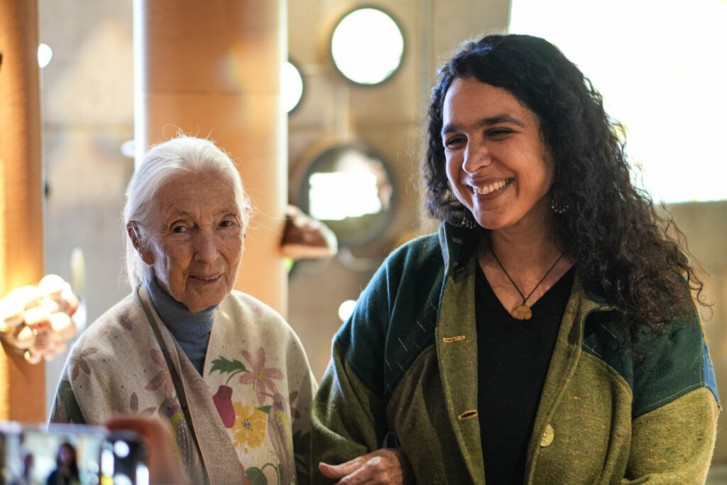 Giuliana Furci y Jane Goodall. Créditos: Roberto López / Museo Interactivo Mirador.