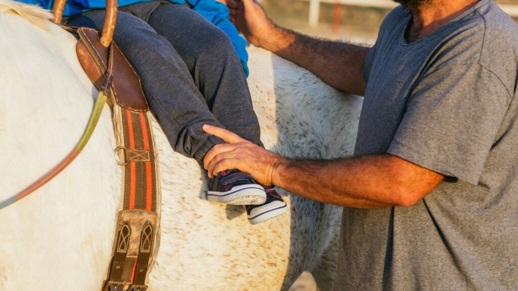 Terapia asistida con caballos. Créditos: Jordi Mora.