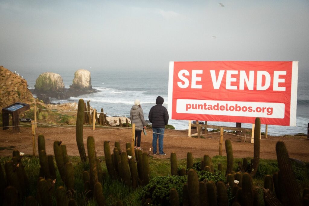 Cartel SE VENDE Punta de Lobos, campaña Parque Punta de Lobos