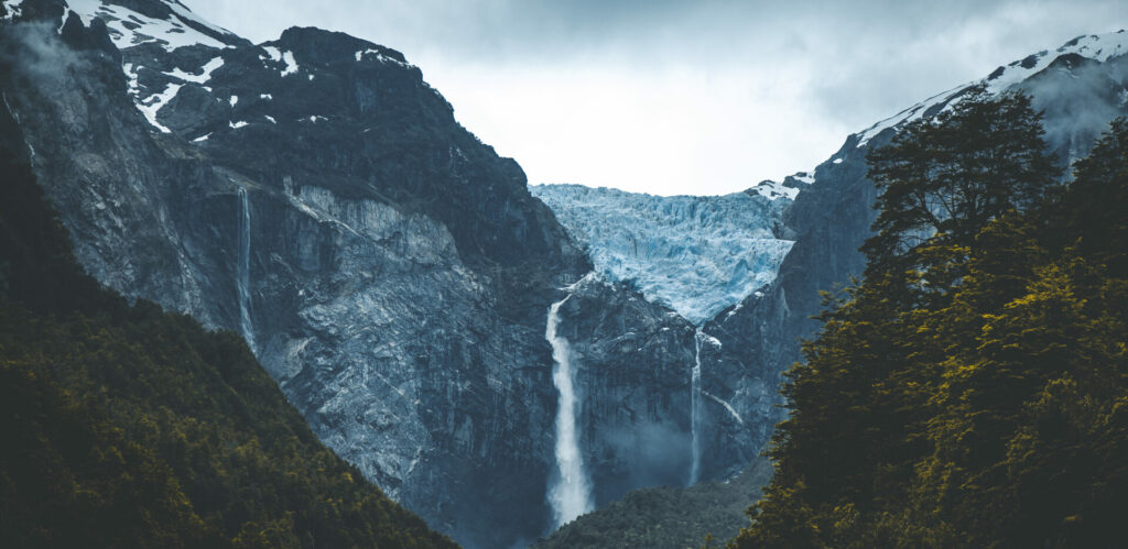 Parque Nacional QUEULAT - Ventisquero Colgante - Guido Acuña