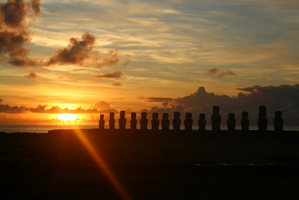 TONGARIKI Rapa nui