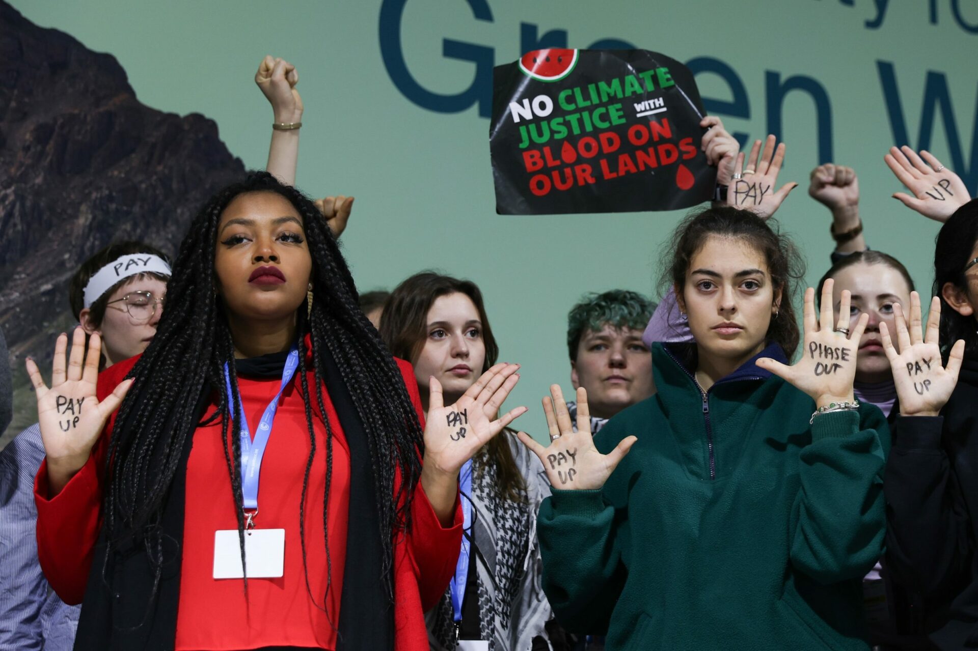 COP29: La cumbre climática terminó con un nuevo objetivo de financiación y enojos