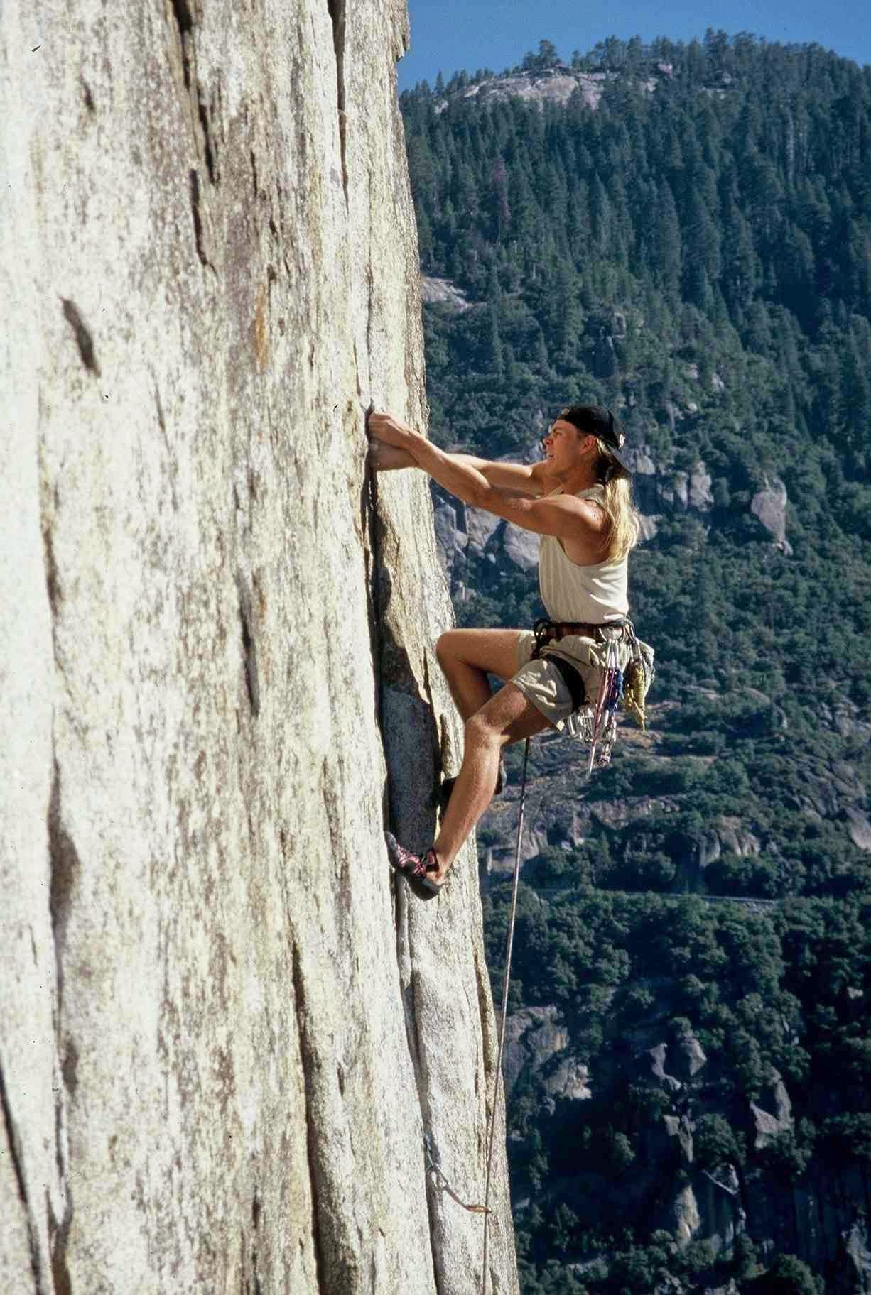 La ruta conservacionista de Brady Robinson, escalador estadounidense que ayuda a la protección de la Patagonia