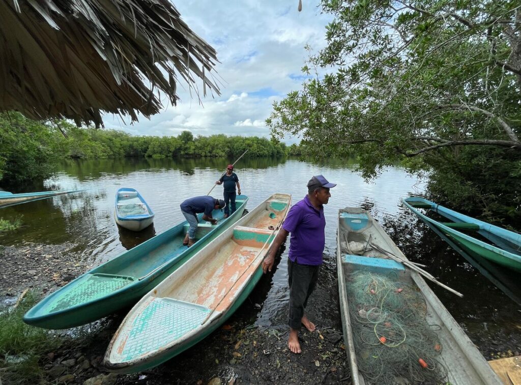 Embarcadero de las áreas de pesca de Topón. Créditos: Astrid Arellano