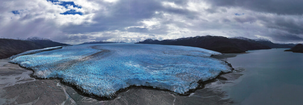 Glaciar Pío XI. Créditos: Guy Wenborne.