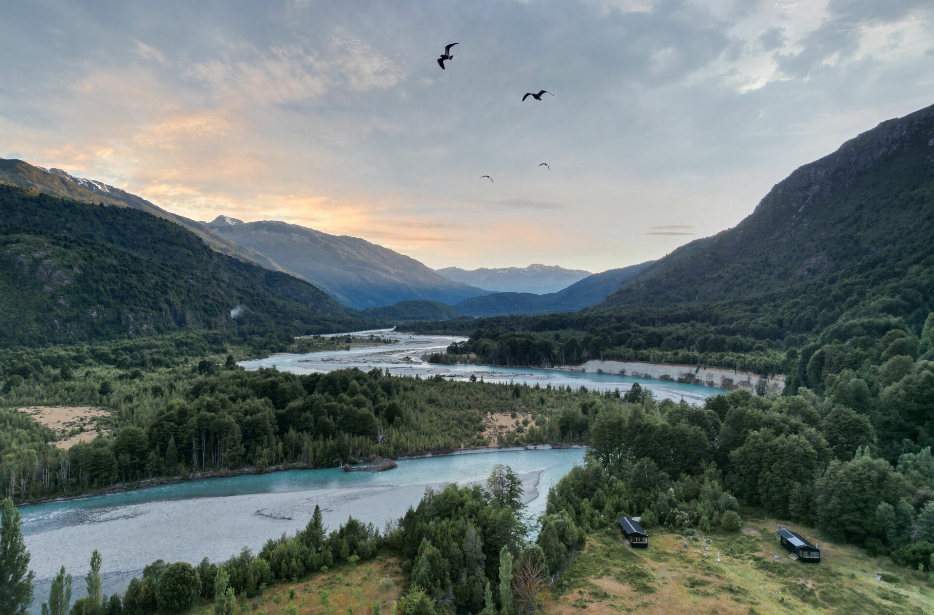 Explorando Rincón Bonito, un testimonio de vida y preservación en la Patagonia chilena