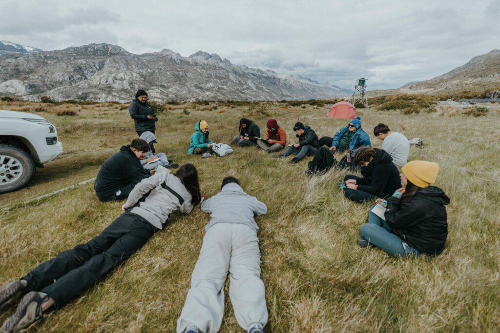 Actividades del campamento Almirantazgo. Créditos: Pablo Lloncón.