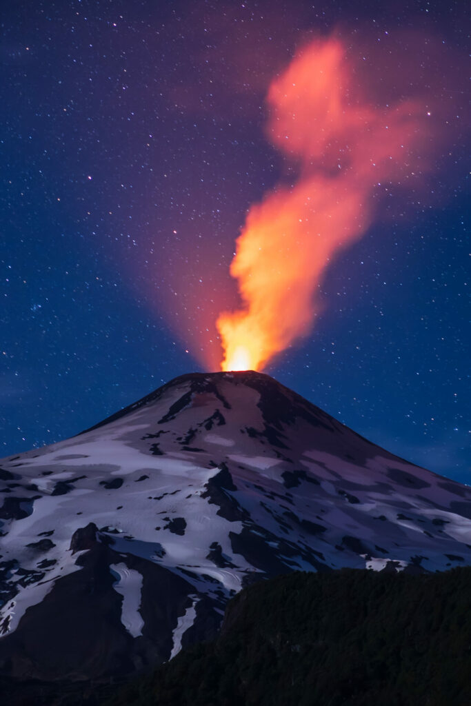 Fumarola del volcán Villarrica. Créditos: Rolando Vidaurra.