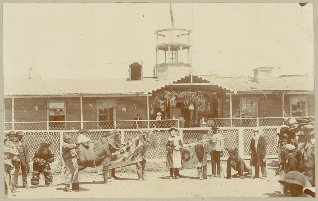 Oficina Salitrera Humberstone, celebración de fiestas patrias. Créditos: Colección Fotografía Museo Histórico Nacional.