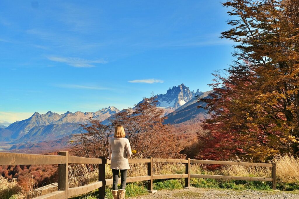 Mirador Cuesta del Diablo con vista a Cerro Castillo. Créditos: Servicio Nacional de Turismo.