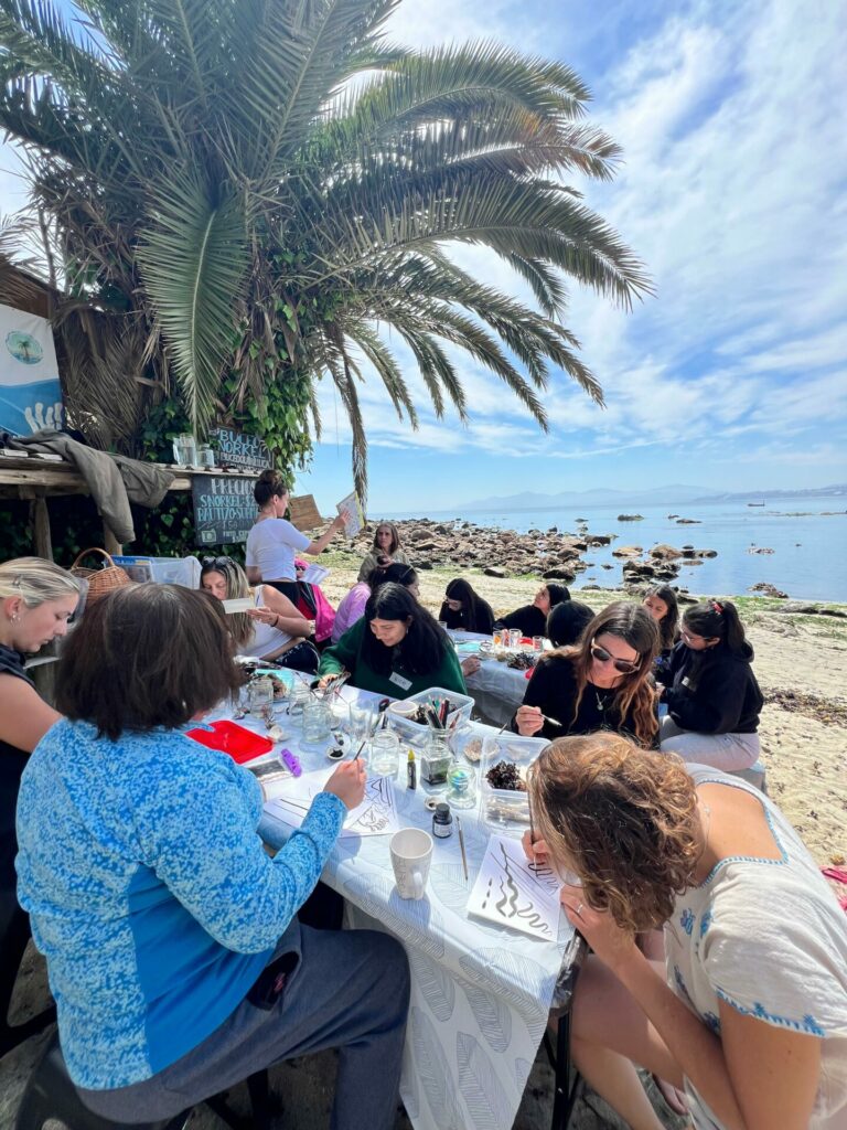 Taller Diarios de naturaleza. Créditos: Javiera Diaz @diarios_de_naturaleza