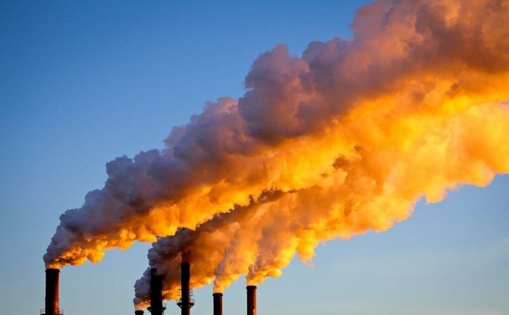 Contaminación industrial - Créditos Shutterstock