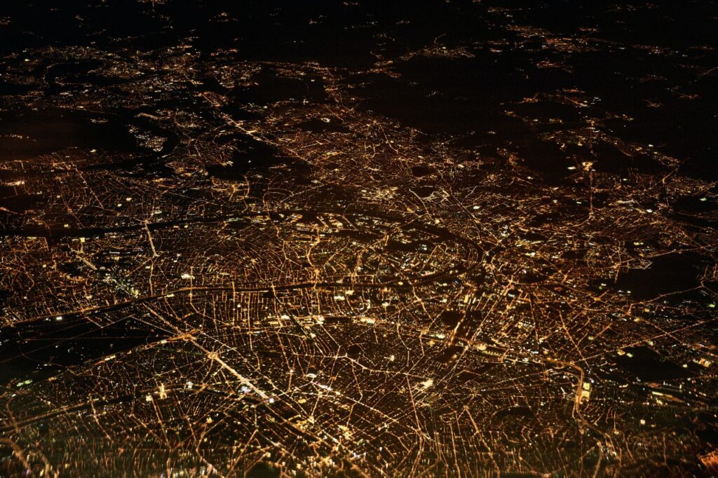 Contaminación lumínica. Foto extraída de Unsplash
