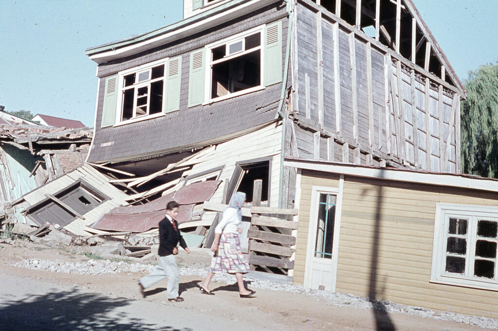 ARCHIVO CIGIDEN Efectos del Terremoto de Valdivia, 1960. Créditos: ©Fundación Enterreno