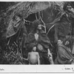 Indios Alacalufes. Créditos: Archivo Patrimonial Fundación Enterreno, Carrera Arte y Conservación del Patrimonio USS. (n.d.). Colección Eduardo Paredes