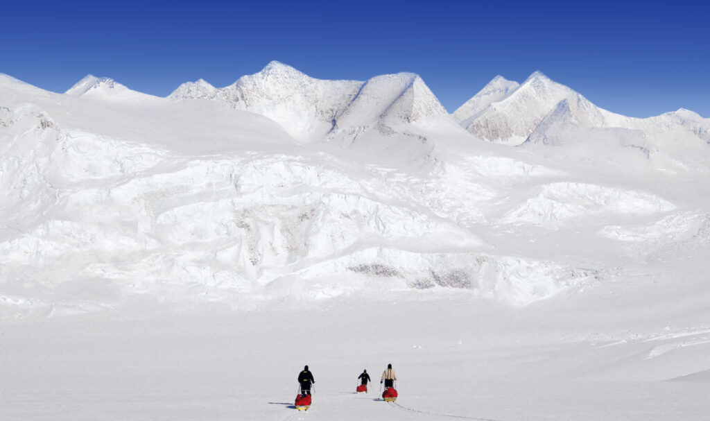 El descenso del Paso de la Luz es sencillo y nos permite llegar al Glaciar Embree