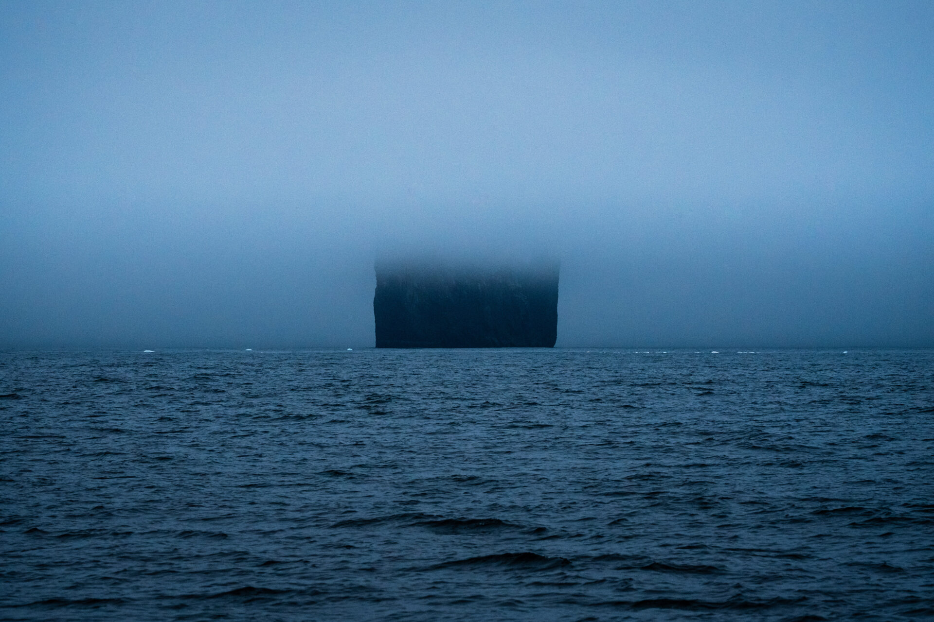 Una travesía fotográfica en el fin del mundo: 25 días en velero por las islas Shetland del Sur