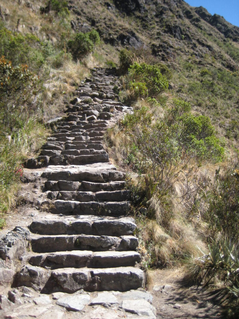 Escalones en una sección del camino del inca. Créditos: James Heilman.