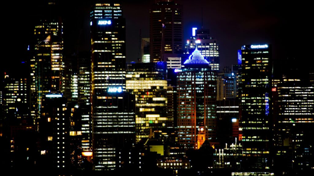 Luces en las ciudades. Créditos: Eddyjohnstone.