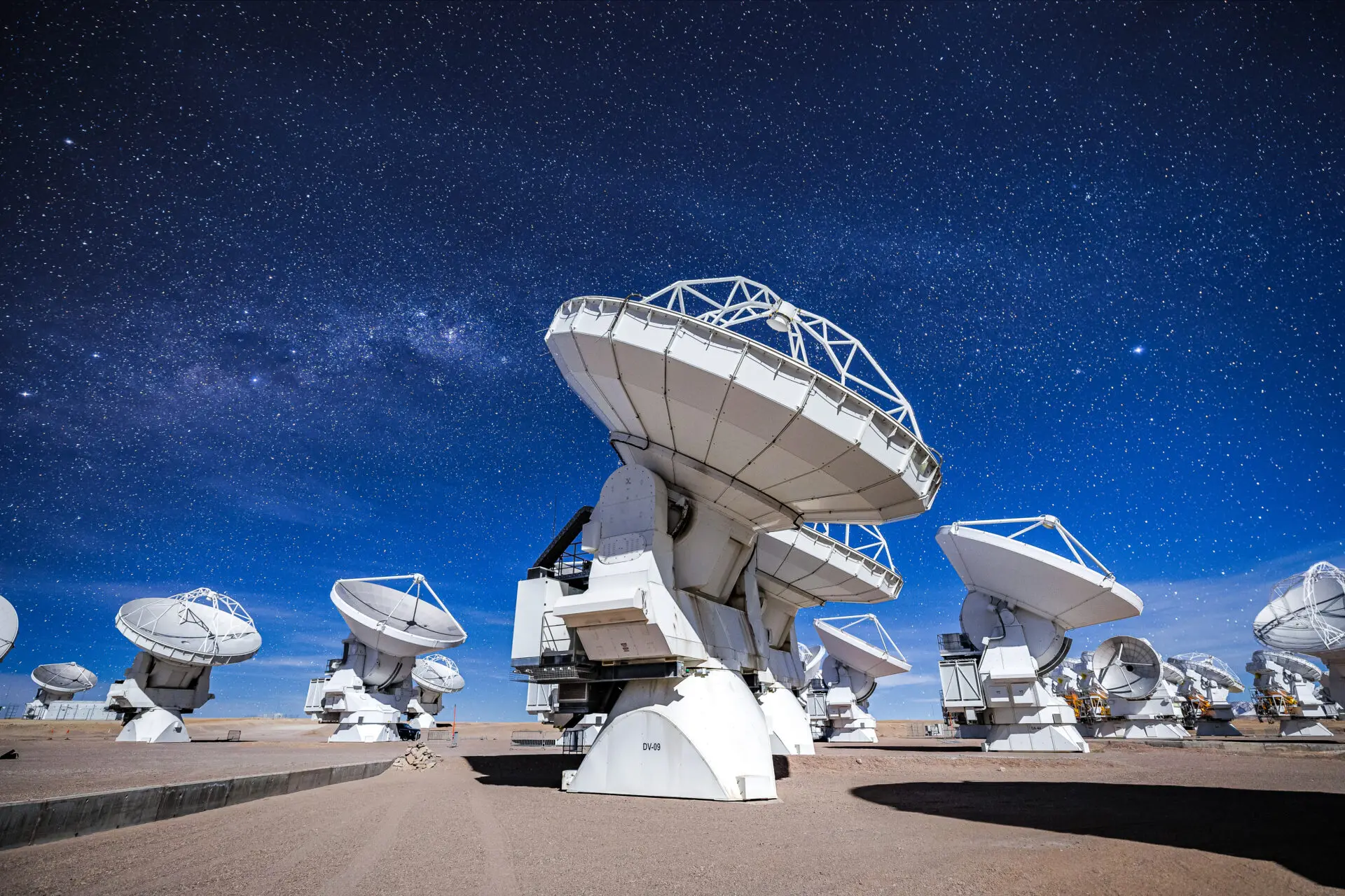 ALMA: Los ojos del universo en el desierto de Atacama