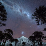 Volcan Lanin y Via lactea. ©Fernando Gudenschwager