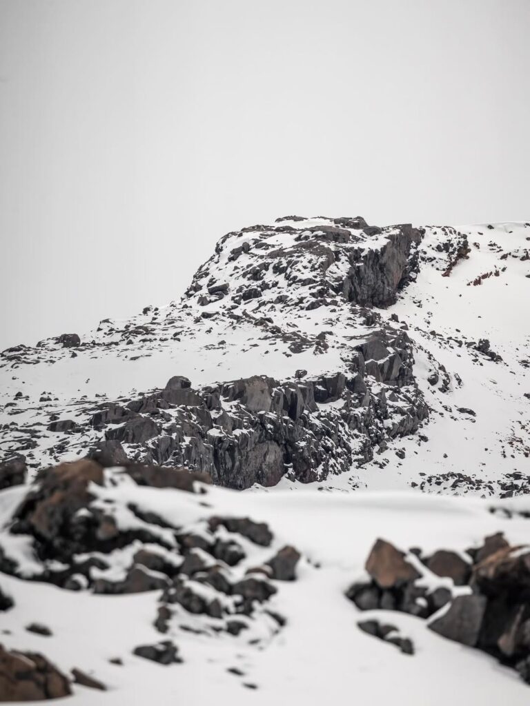 Parque Nacional Natural Los Nevados c @daniloarenash y @lysethyuliana (Nevado del Tolima)