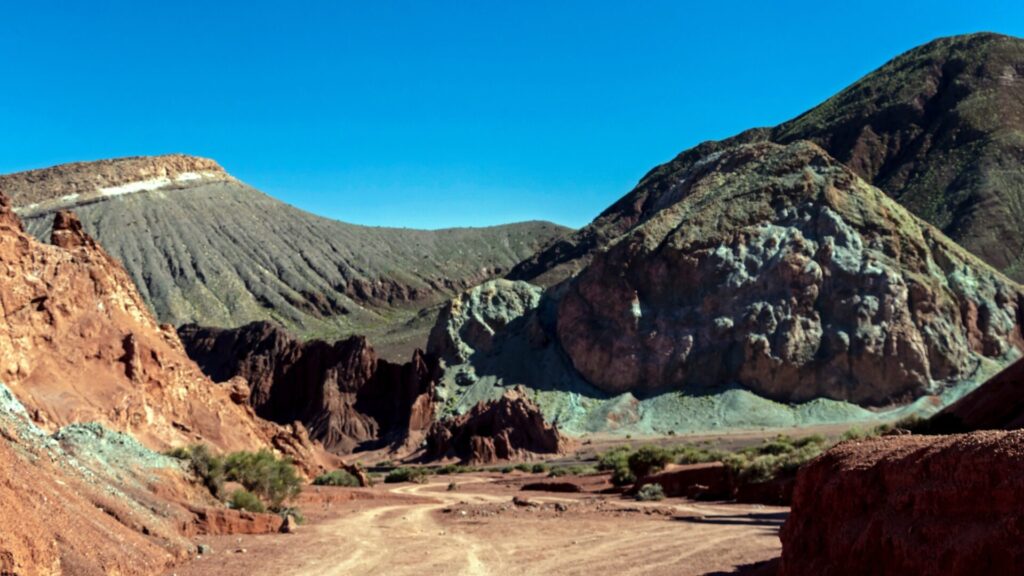 Valle del Arcoíris, en San Pedro de Atacama. Créditos: Jekaterina Sahmanova.