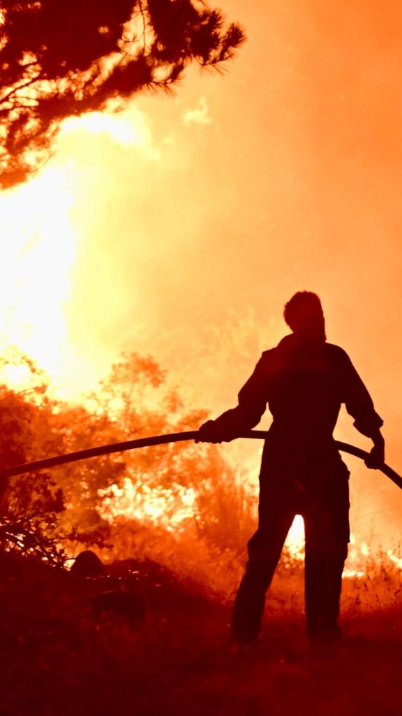 Fotografía incendios en la Patagonia Argentina, Enero de 2026. Foto de Maxi Jonas.