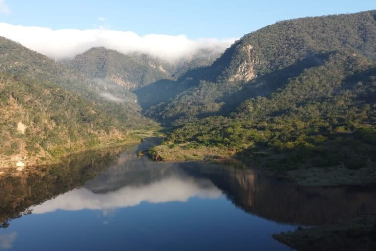 La represa de Inícua en plena área protegida de Mandiyurenda, en el Chaco boliviano. Foto: cortesía Fundación Natura Bolivia