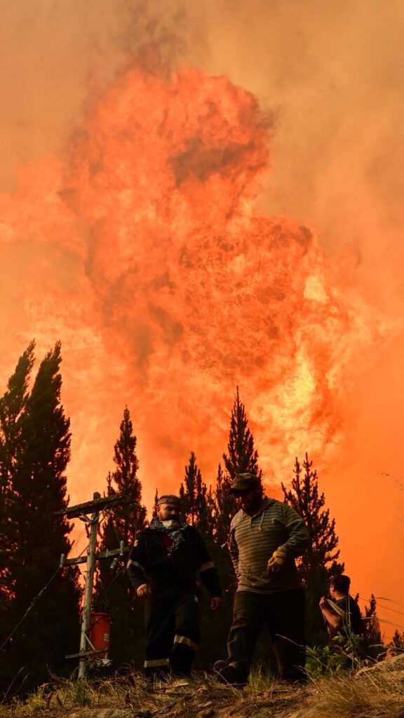 Fotografía incendios en la Patagonia Argentina, Enero de 2026. Foto de Maxi Jonas.