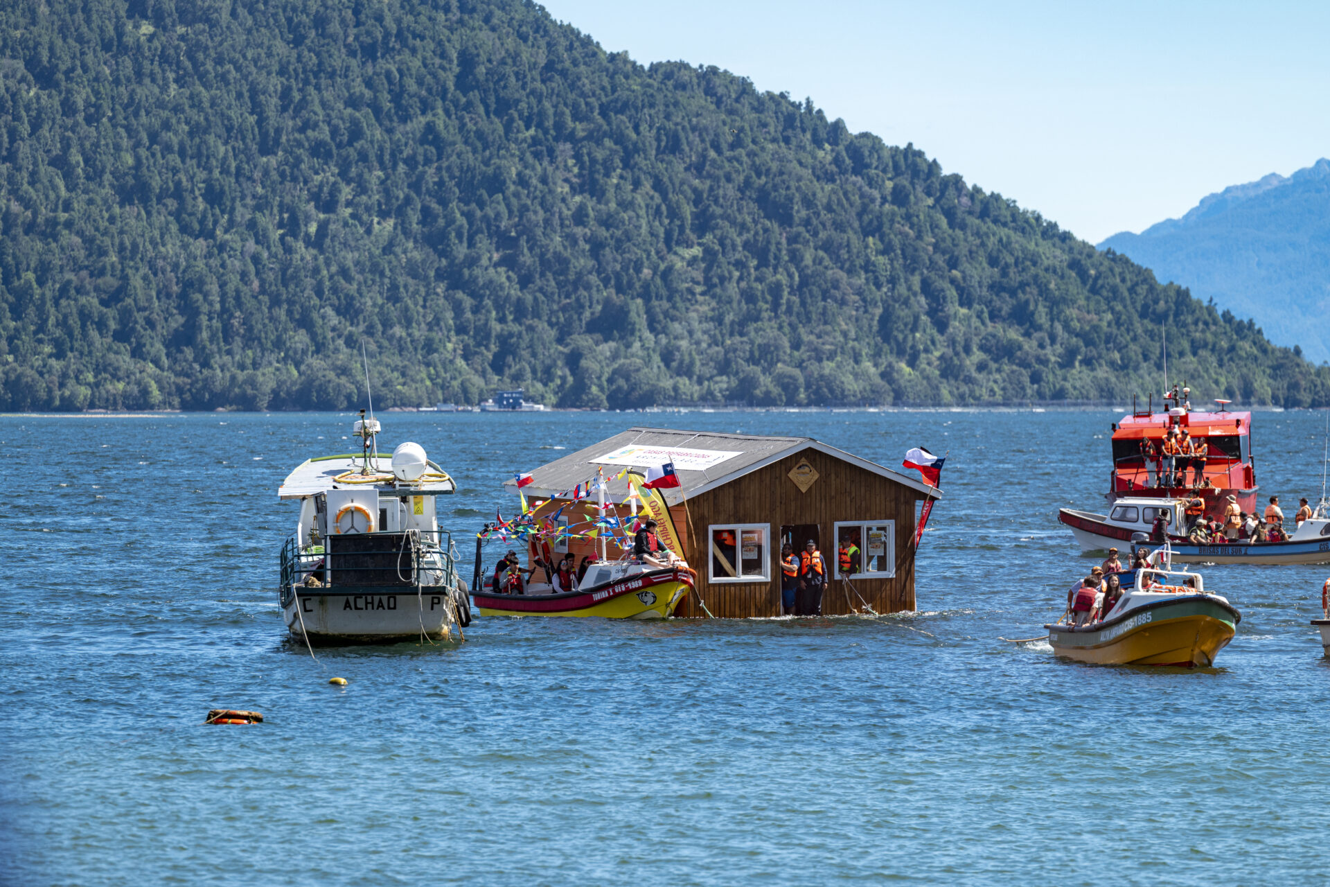 Con la famosa minga cisnense como hito, el Festival del Pesca’o Frito recibe más de 15 mil personas en Aysén