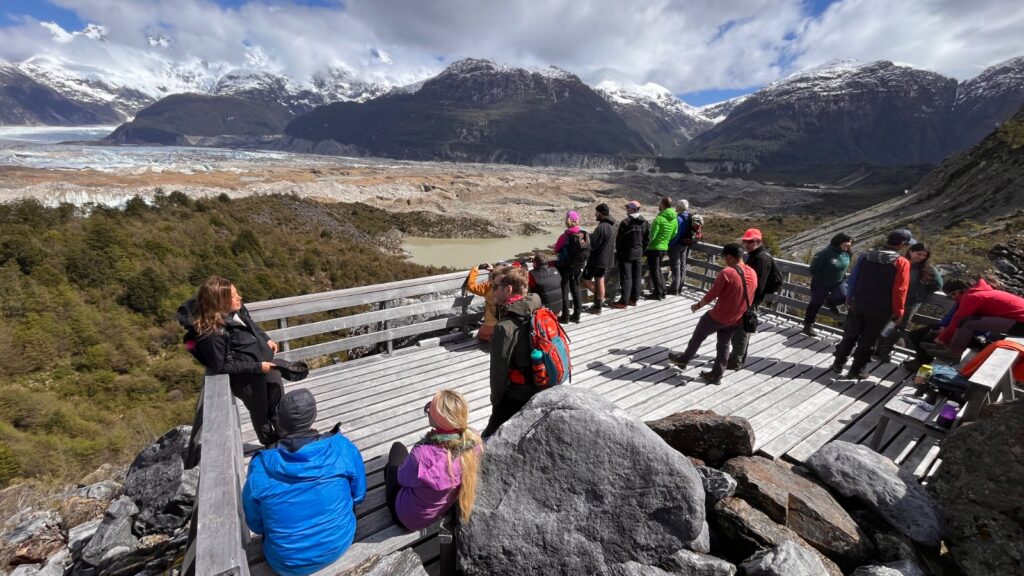 Mirador Parque Exploradores con visitantes. Foto: cortesía Francisco Croxatto.