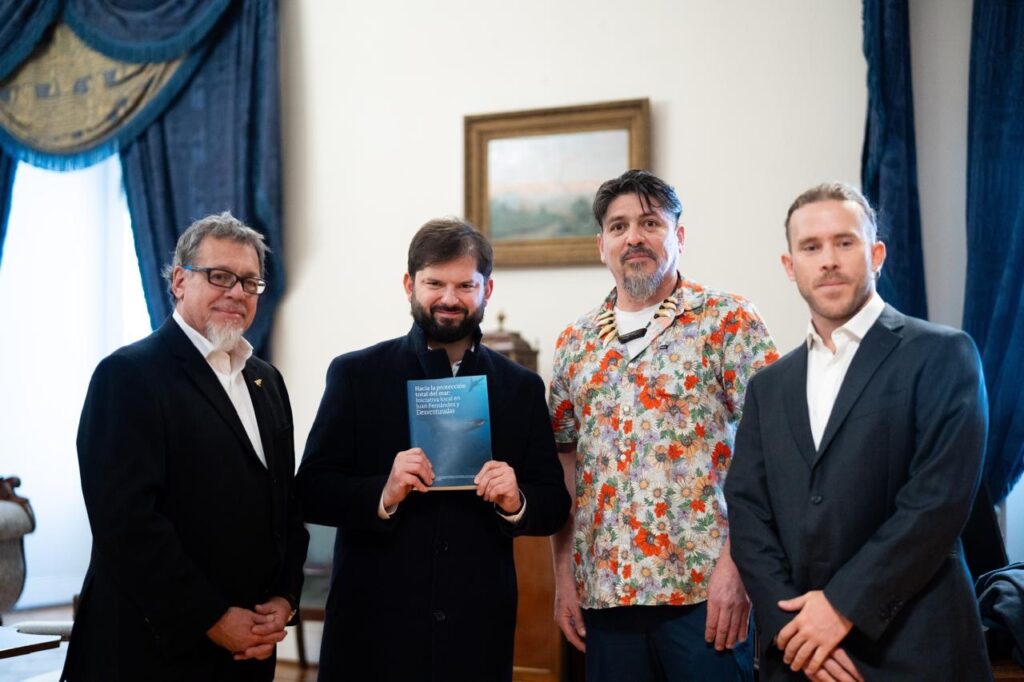 Presidente Boric en Juan Fernández, foto Presidencia