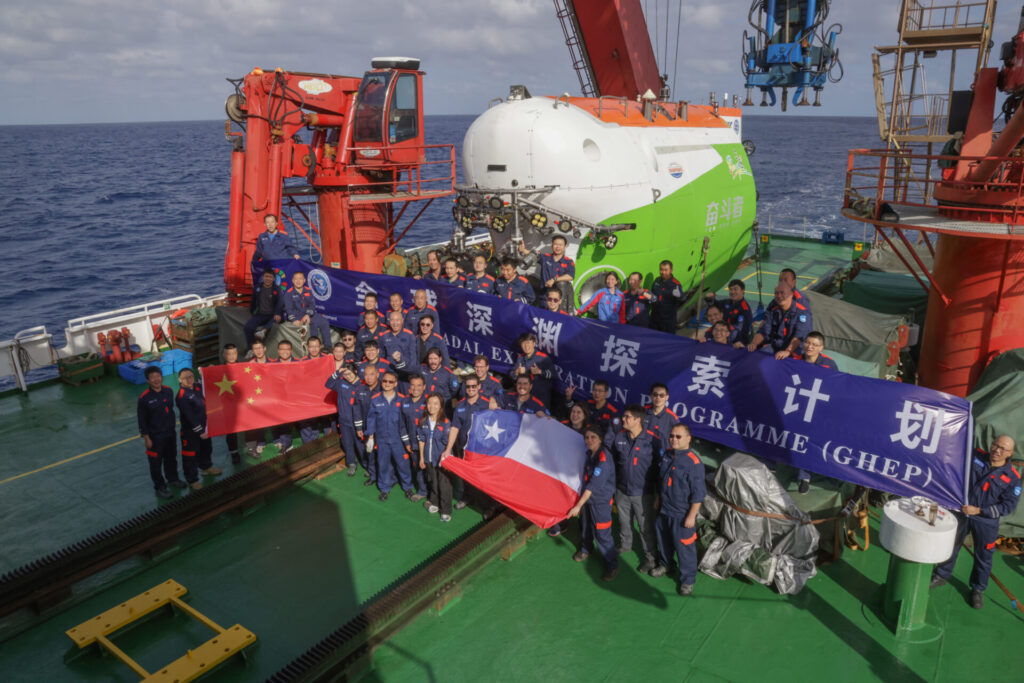 Hito exitosa etapa 1 expedición binacional “Joint China-Chile Atacama Trench Expedition” (JCATE). Créditos: ©Matias Pizarro Urrutia