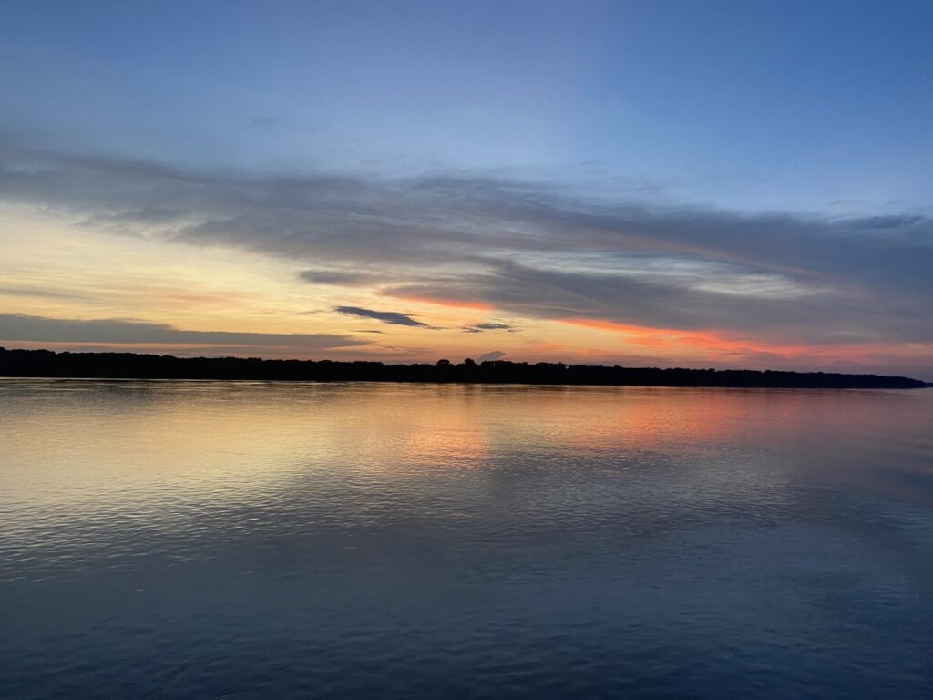 atardecer-en-rixxo-amazonas.-martixxn-lecanda