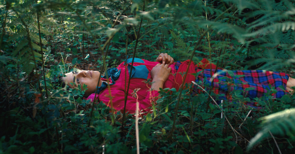 Still película "Hijas del bosque"