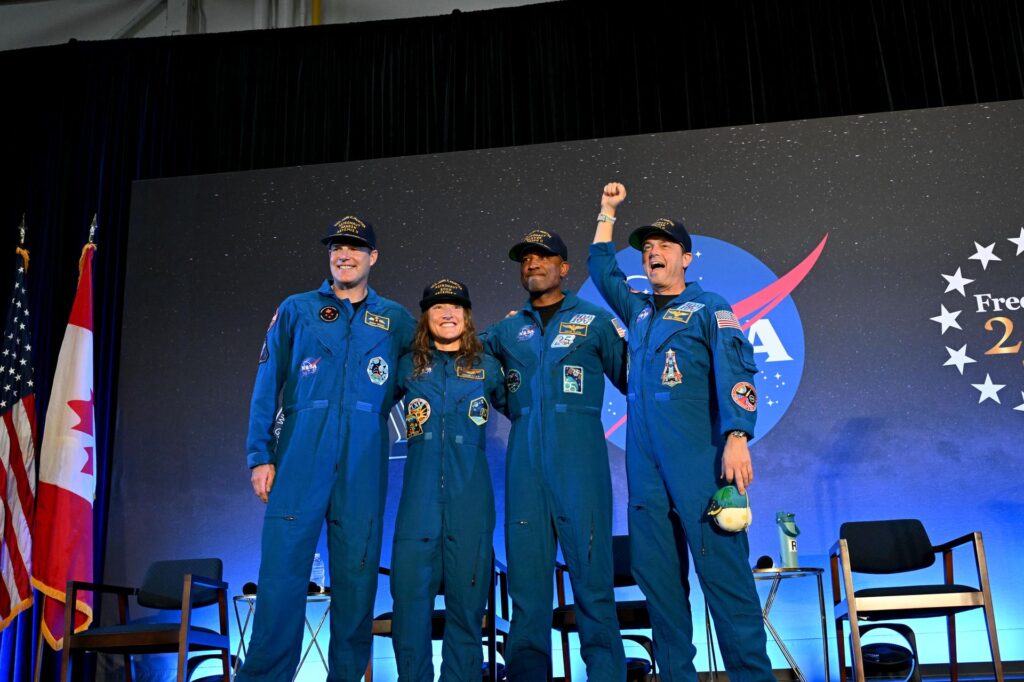 equipo Helen Arase Vargas : NASA-JSC