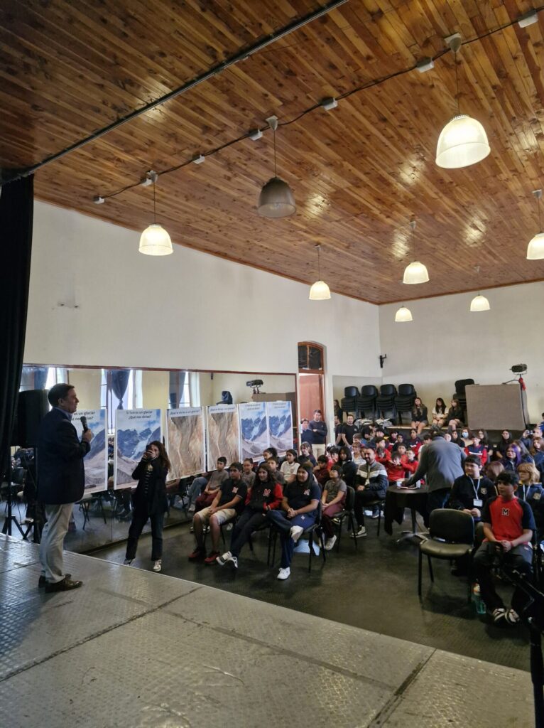 Conversatorio Glaciares de Aconcahua creditos MARIA JOSE GATICA CRUZ