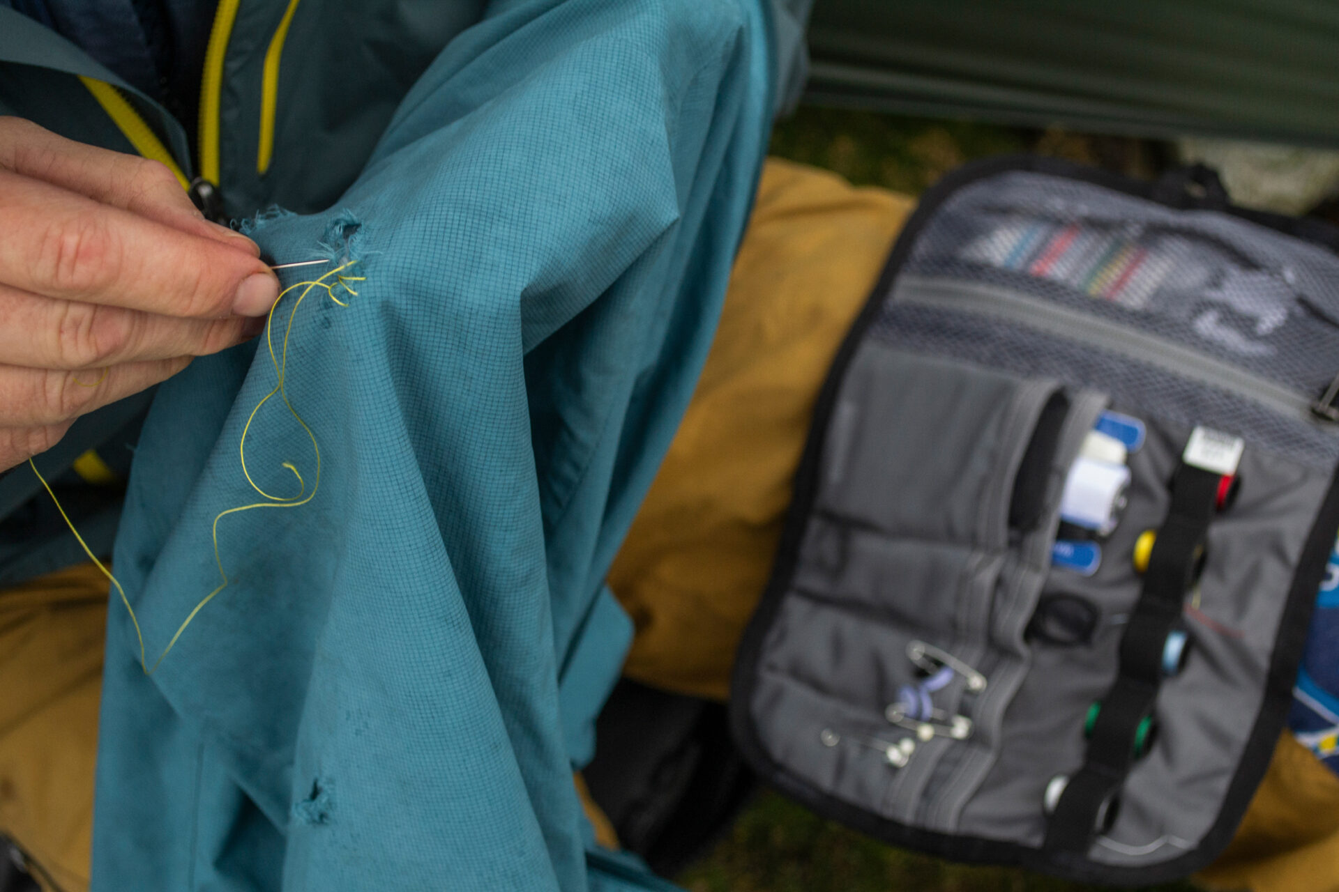 En el próximo Cyber, dale una segunda oportunidad a tus prendas antes de comprar: Patagonia reparará ropa de cualquier marca