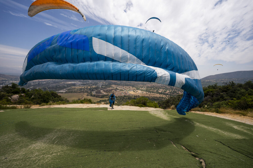Lene Spaarwater preparando un vuelo.
