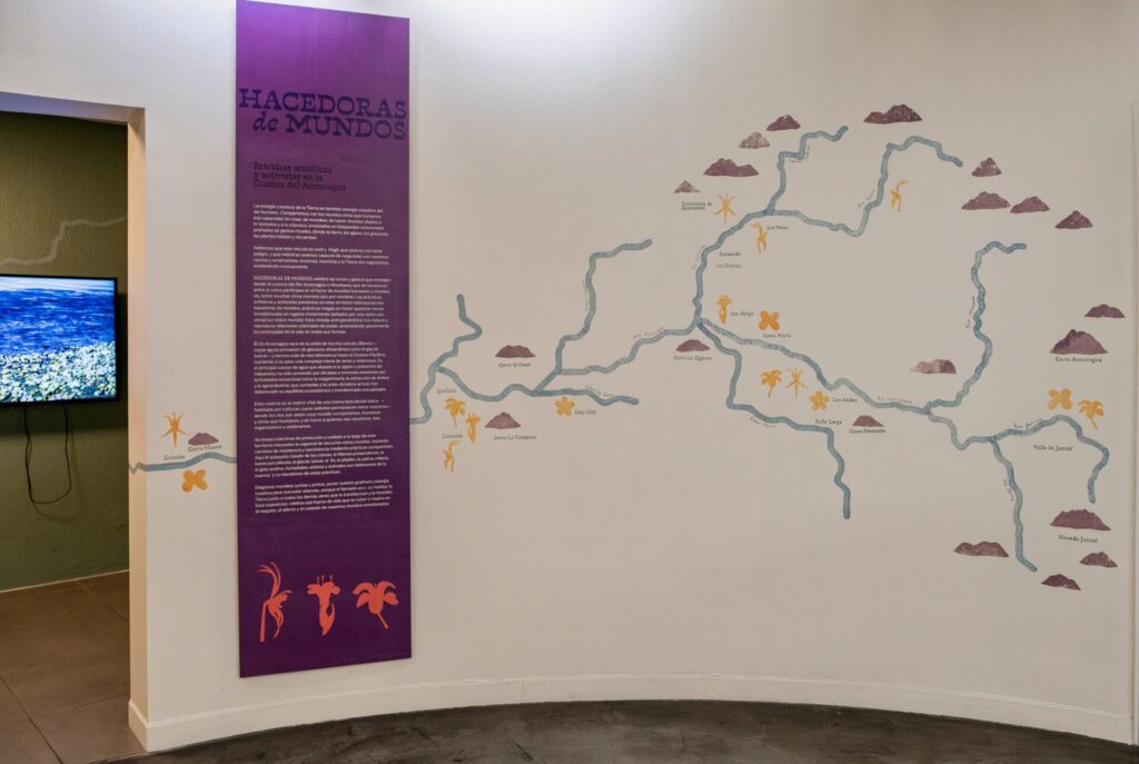 Exposición “Hacedoras de mundos. Créditos: CCESantiago
