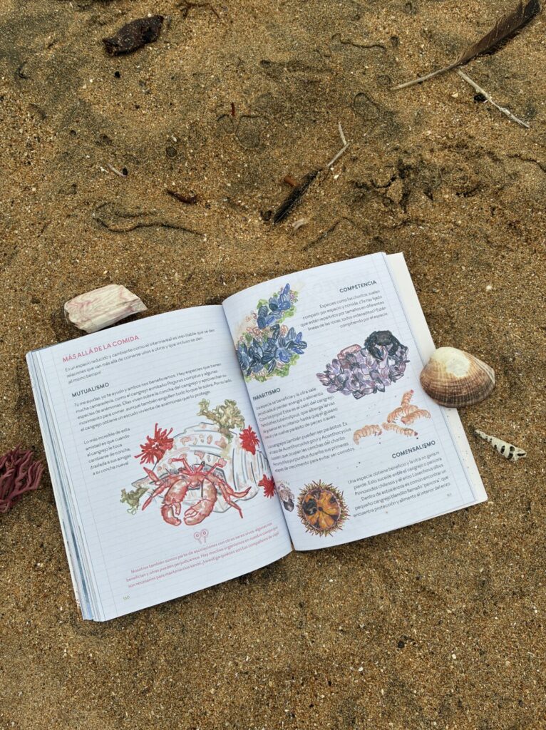 Libro "Exploradores de la costa"