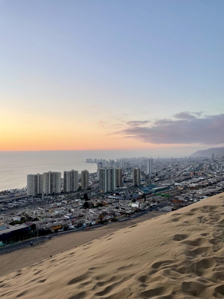 Iquique desde el cerro Dragón - Michelle Ponce