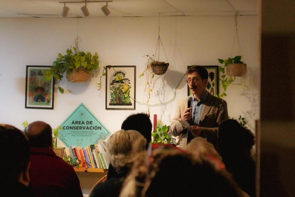 Lanzamiento del libro "Desde la Tierra". Créditos: Fundación Tierra Austral