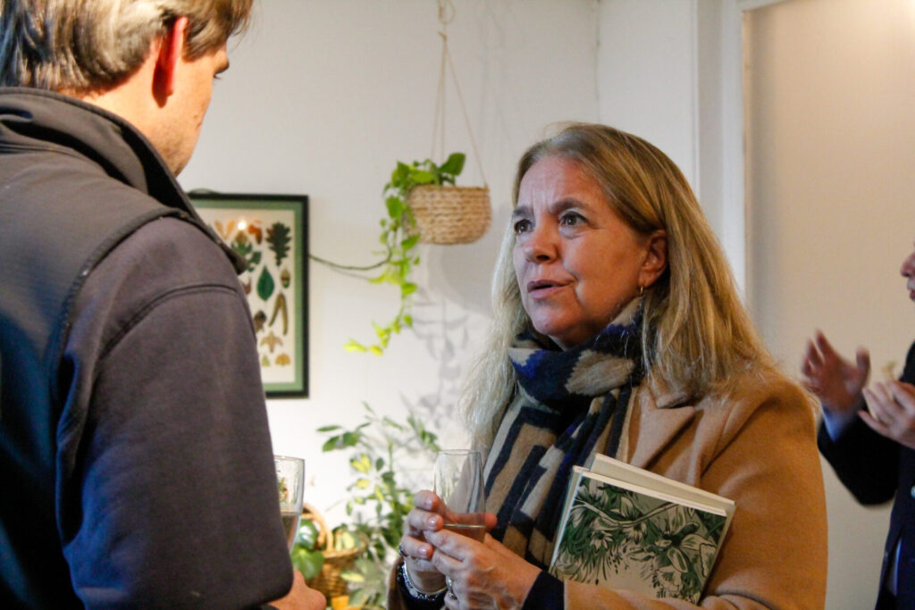 Lanzamiento del libro "Desde la Tierra". Créditos: Fundación Tierra Austral