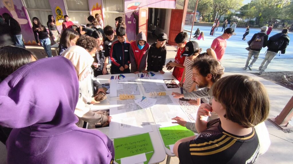 Taller de Paleontología, Colegio Antuquelén. Créditos: Equipo de Paleo a un Click